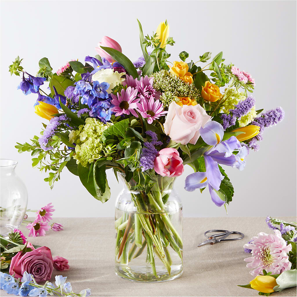 Pastel Tradition - A Florist Original – BLOOMERS FLOWERS & GIFTS, Campbell CA