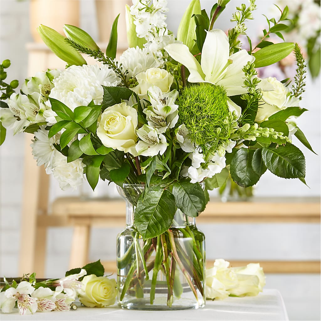 Classic Ivory – A Florist Original – BLOOMERS FLOWERS & GIFTS, Campbell CA