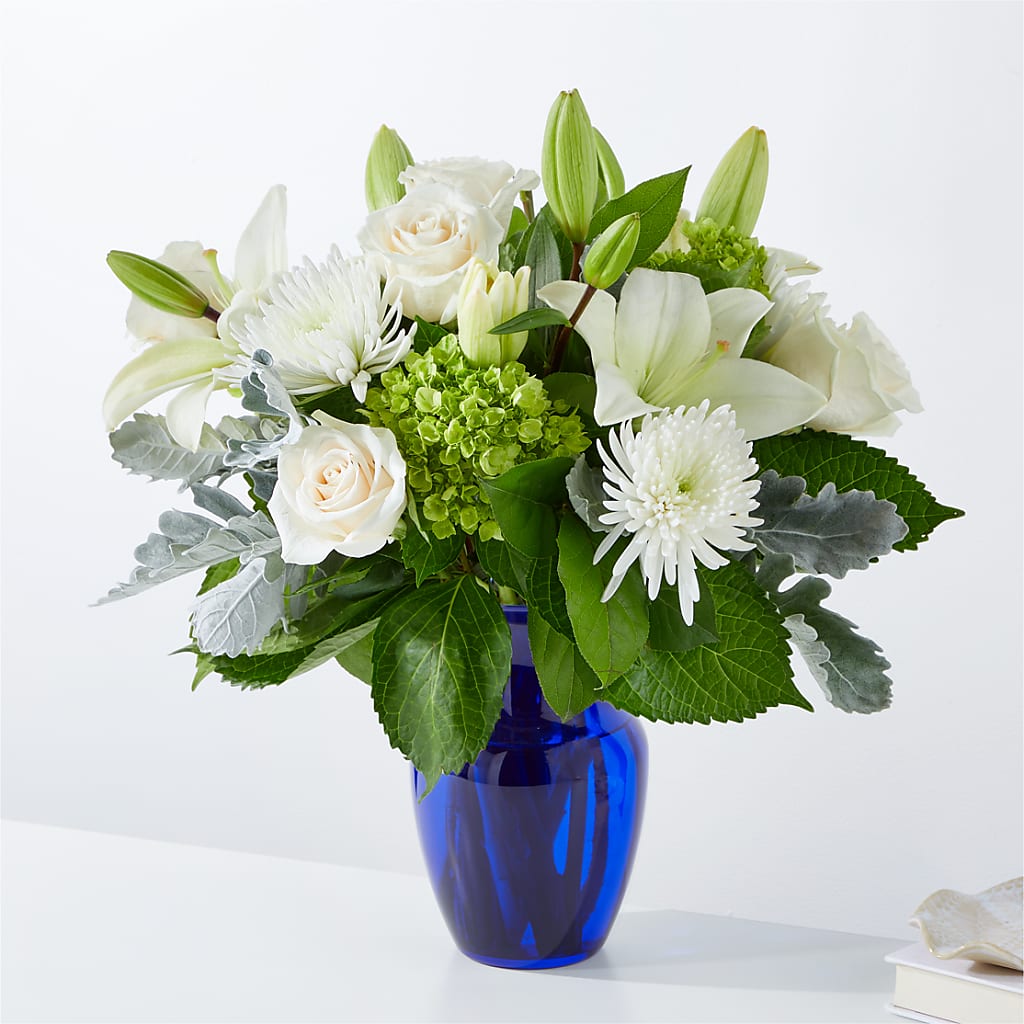 Snowy Dreams Bouquet – BLOOMERS FLOWERS & GIFTS, Campbell CA