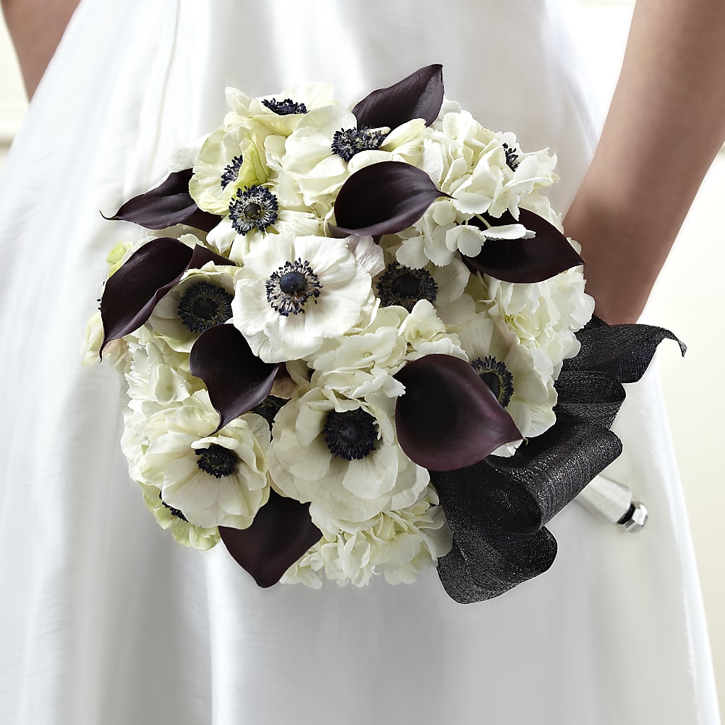 To Have and To Hold Bouquet – BLOOMERS FLOWERS & GIFTS, Campbell CA
