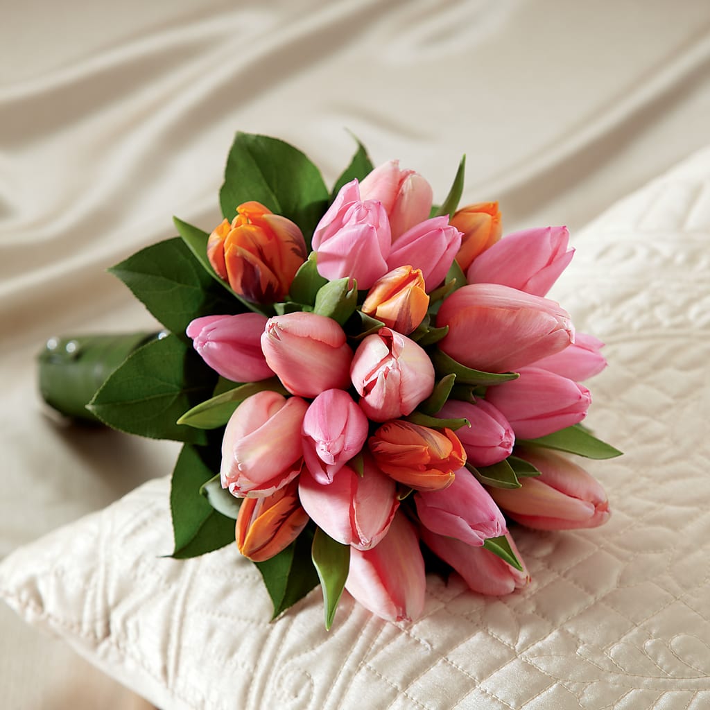 Embraceable Bouquet – BLOOMERS FLOWERS & GIFTS, Campbell CA