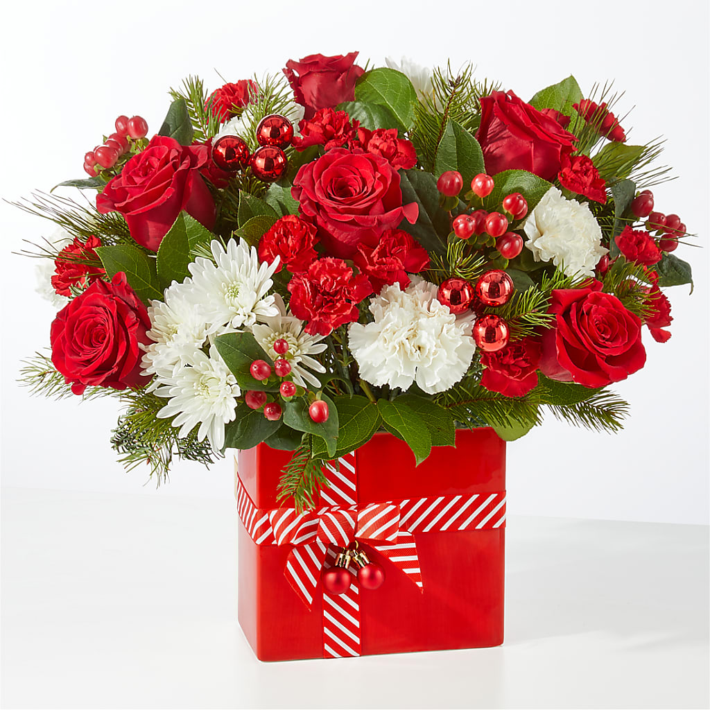 Presents Under the Tree Bouquet – BLOOMERS FLOWERS & GIFTS, Campbell CA