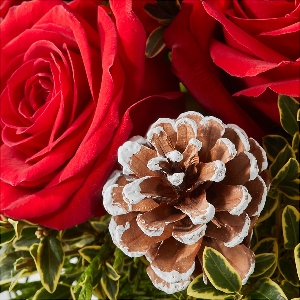 Snowy Wonderland Bouquet – BLOOMERS FLOWERS & GIFTS, Campbell CA