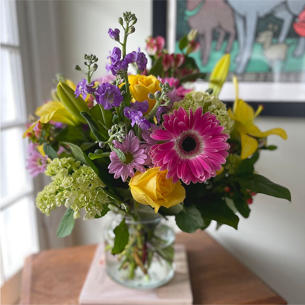 Pastel Tradition - A Florist Original – BLOOMERS FLOWERS & GIFTS, Campbell CA