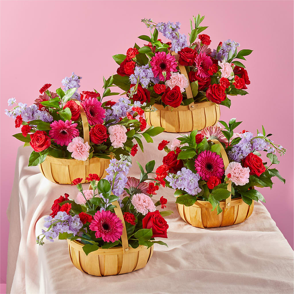 Pink Picnic Basket – BLOOMERS FLOWERS & GIFTS, Campbell CA
