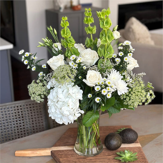 Classic Ivory – A Florist Original – BLOOMERS FLOWERS & GIFTS, Campbell CA
