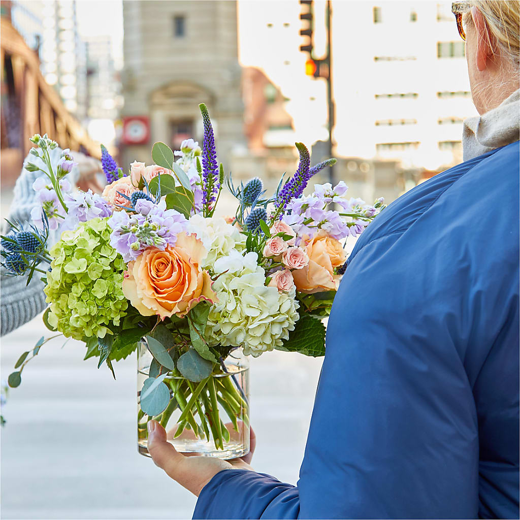 Porch Swing Bouquet – BLOOMERS FLOWERS & GIFTS, Campbell CA