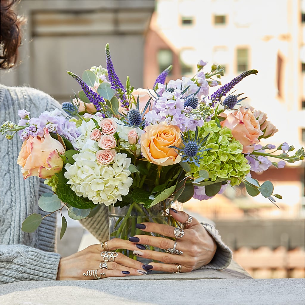 Porch Swing Bouquet – BLOOMERS FLOWERS & GIFTS, Campbell CA